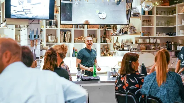 The Avenue Cookery School school