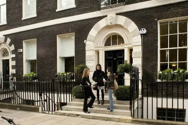 Sotheby's Institute of Art school